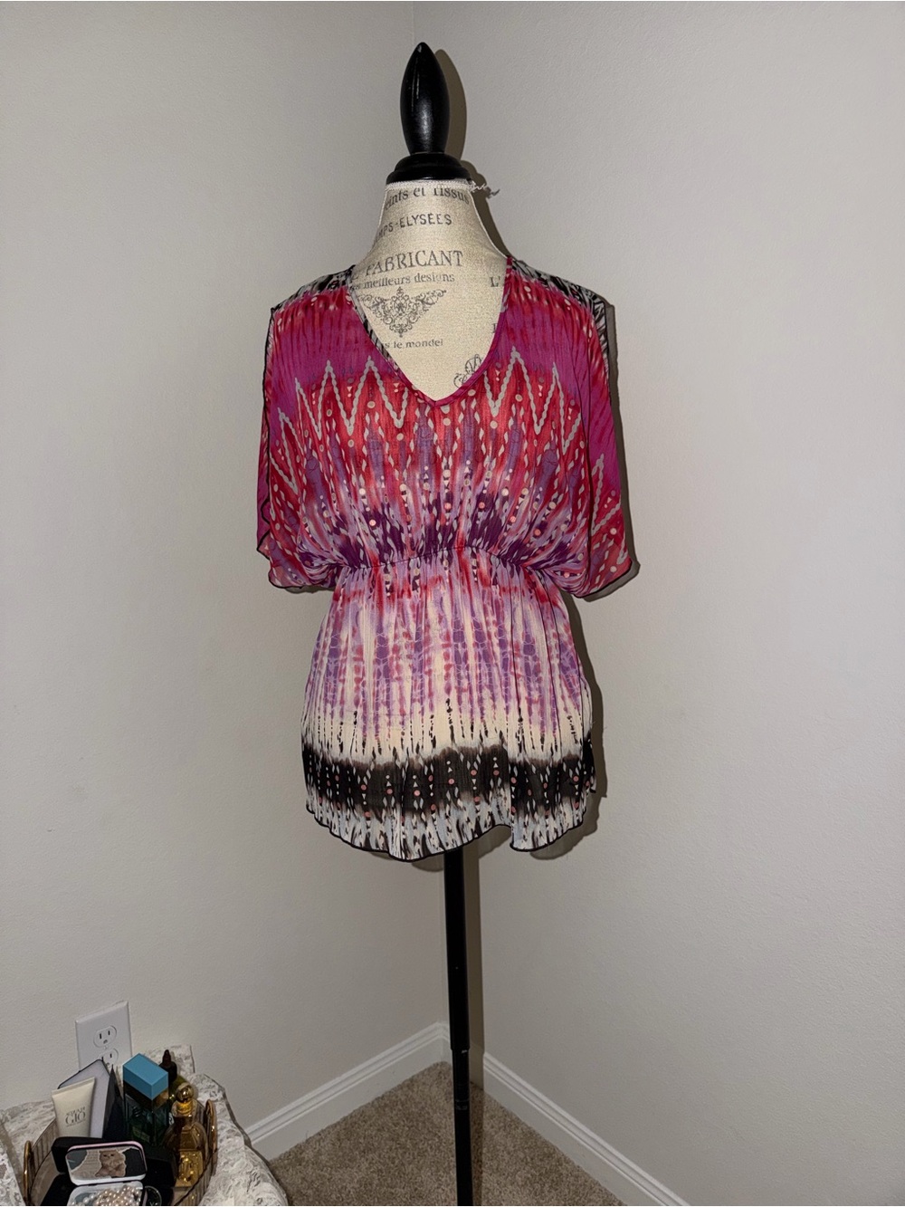 Charlotte Russe Pink & Purple V-Neck Top